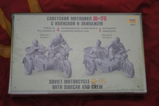 ZVE3639  SOVIET MOTORCYCLE M-72 with SIDECAR and CREW WWII